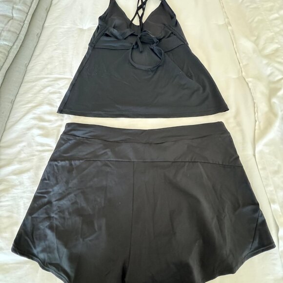 Athleta Black Two-Piece Swimsuit | Fitted Tankini Top & Swim Shorts | Size XL - Picture 6 of 8